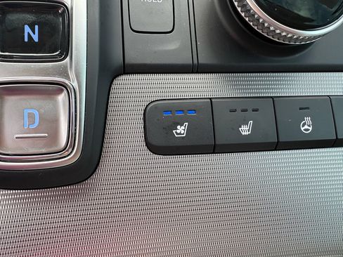 Used 2025 Hyundai Palisade Calligraphy FWD image 13