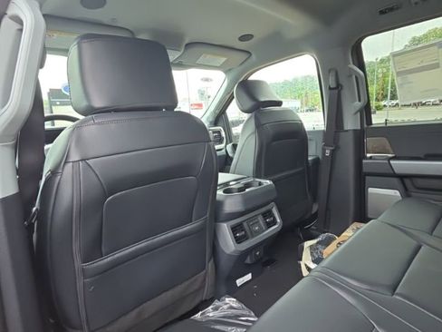 New 2026 Ford F250 Lariat w/ Black Appearance Package AWD/4WD image 26