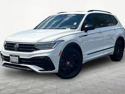 Used 2022 Volkswagen Tiguan SE R-Line