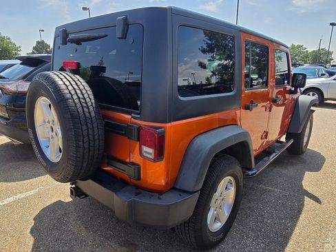 Used 2011 Jeep Wrangler Unlimited Sport AWD/4WD image 5
