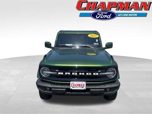 Certified 2025 Ford Bronco Outer Banks AWD/4WD image 2