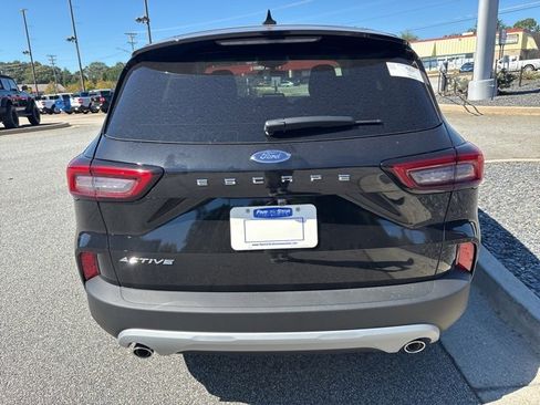 New 2026 Ford Escape Active image 7