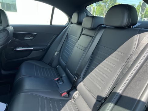 Used 2023 Mercedes-Benz C 300 Sedan image 33