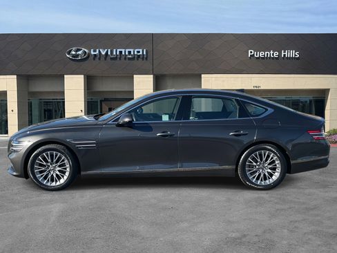 Used 2023 Genesis G80 2.5T image 3