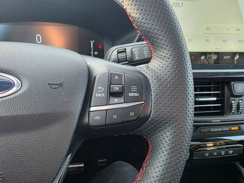 Certified 2023 Ford Escape ST-Line w/ Tech Pack #1 image 13