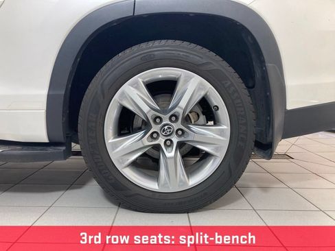 Used 2017 Toyota Highlander Limited w/ Carpet Mat Package AWD/4WD image 23