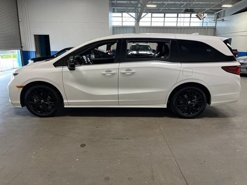 Used 2025 Honda Odyssey Sport-L image 6