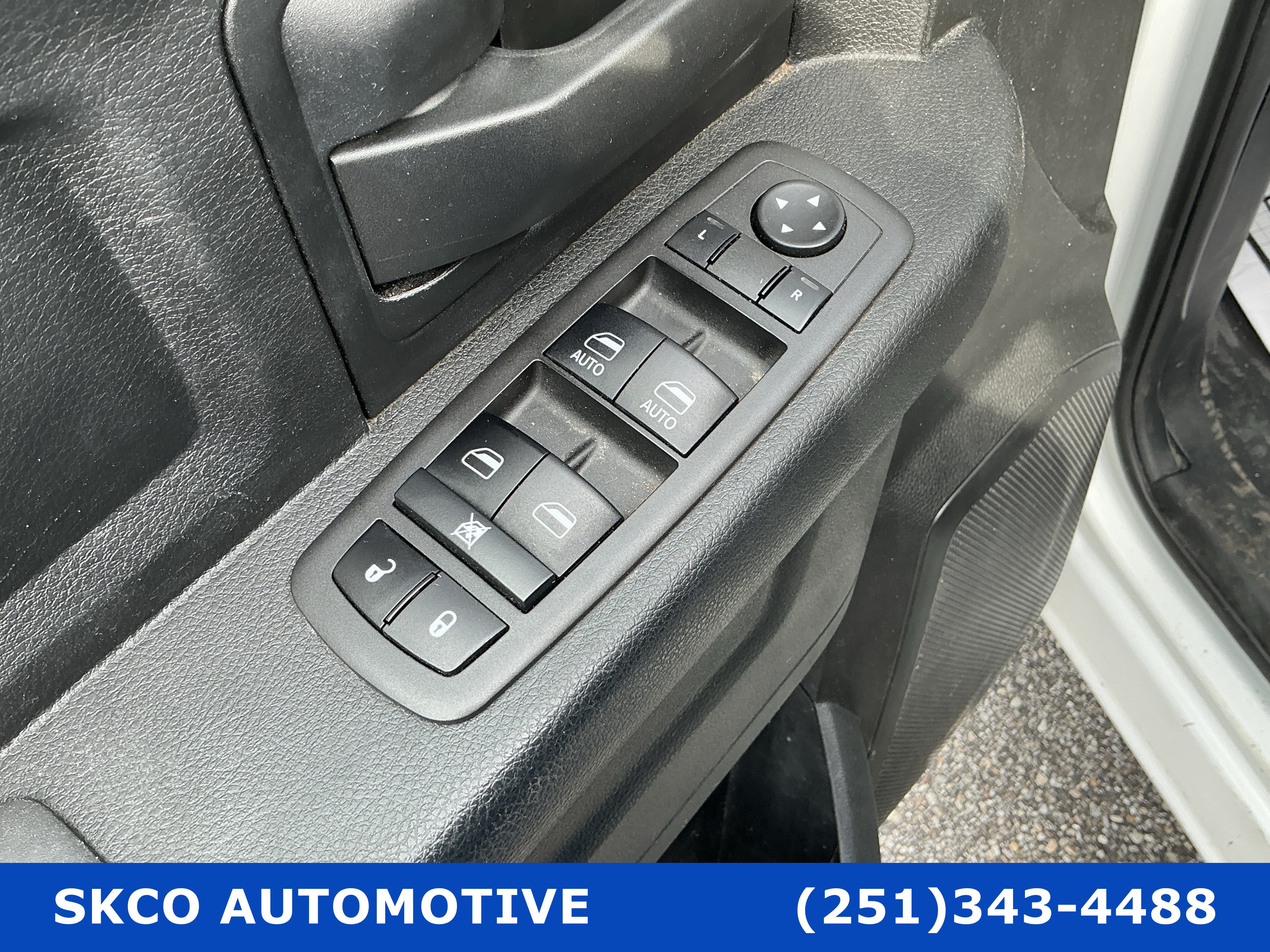Used 2022 RAM 2500 Tradesman RWD image 22
