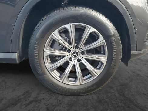 Used 2023 Mercedes-Benz GLC 300 4MATIC image 5