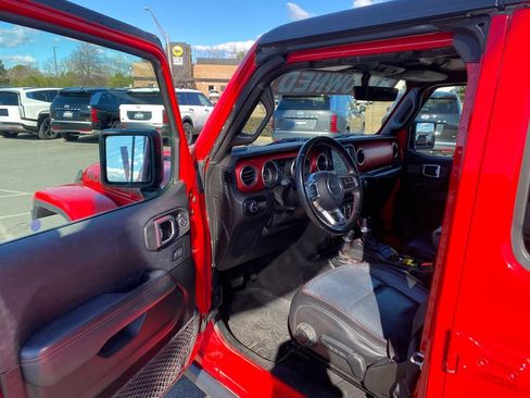 Used 2021 Jeep Wrangler Unlimited Rubicon AWD/4WD image 10