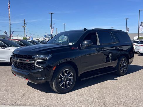 Used 2022 Chevrolet Tahoe Z71 w/ Z71 Off-Road Package image 2