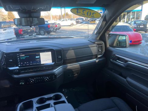 Certified 2024 Chevrolet Silverado 1500 LT image 36