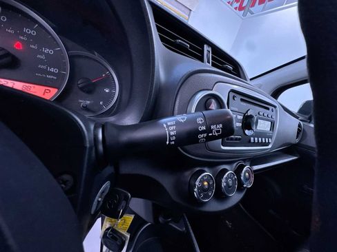 Used 2014 Toyota Yaris L FWD image 19