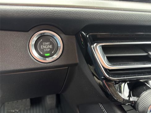 New 2026 Chevrolet Traverse LT FWD image 19