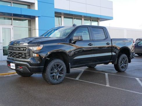 New 2026 Chevrolet Silverado 1500 Custom Trail Boss w/ LPO, Dark Essentials Package AWD/4WD image 2
