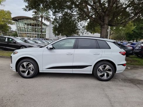 New 2025 Audi Q6 e-tron Premium Plus image 5