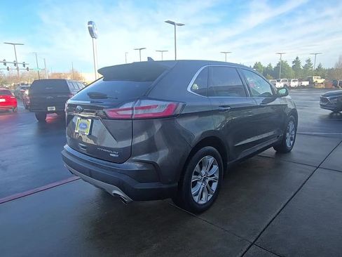 Used 2019 Ford Edge Titanium w/ Equipment Group 301A image 4