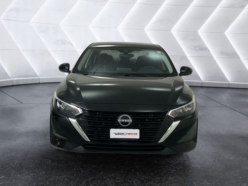 Used 2024 Nissan Sentra SV FWD image 2