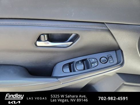 Used 2021 Nissan Sentra SV FWD image 22