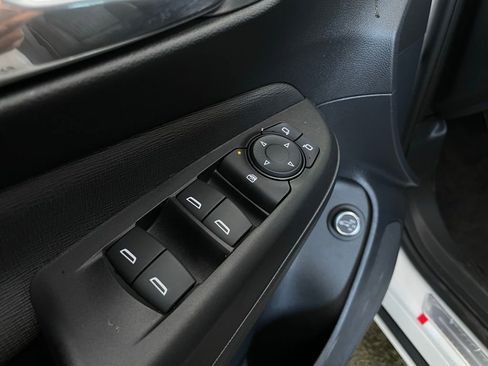 Used 2026 Buick Envista Avenir image 29