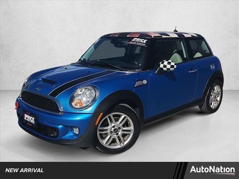 Used 2011 MINI Cooper S image 1