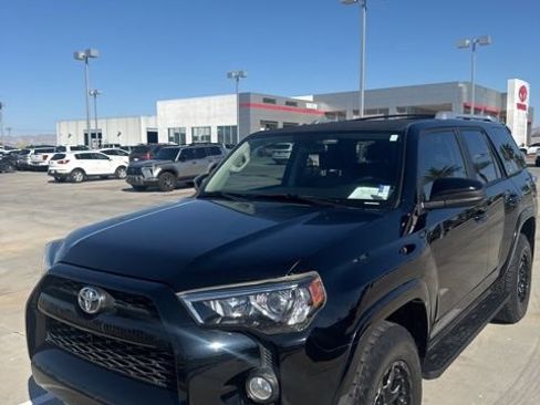 Used 2018 Toyota 4Runner SR5 image 1