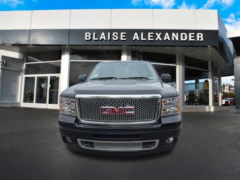 Used 2012 GMC Sierra 1500 Denali AWD/4WD image 9