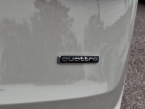 Used 2022 Audi Q7 Premium Plus w/ Premium Plus Package image 31