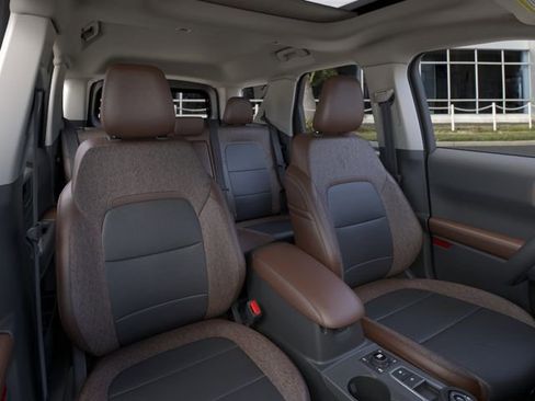 New 2026 Ford Bronco Sport Outer Banks w/ Sasquatch Outer Banks Package AWD/4WD image 10