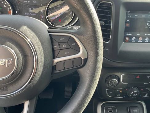 Used 2021 Jeep Compass Sport FWD image 13