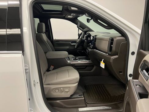New 2026 Chevrolet Silverado 3500 LTZ w/ LTZ Plus Package AWD/4WD image 35