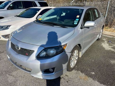 Used 2010 Toyota Corolla S image 4