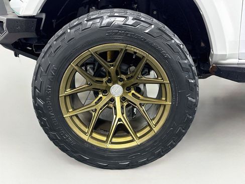 Used 2021 Ford Bronco Black Diamond w/ Sasquatch Package AWD/4WD image 27