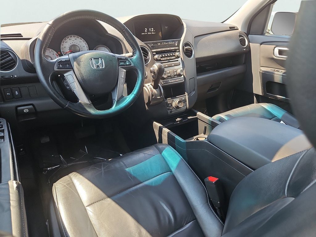 Used 2014 Honda Pilot Touring image 7