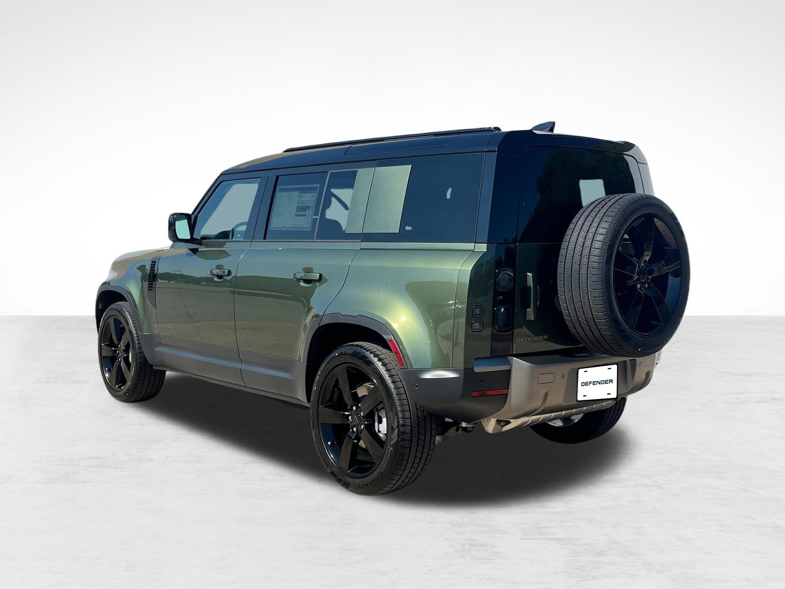 Used 2026 Land Rover Defender 110 S AWD/4WD image 3