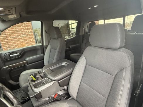 Used 2021 Chevrolet Silverado 1500 LT w/ Z71 Off-Road Package image 19