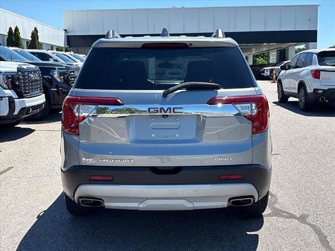 Certified 2023 GMC Acadia SLE w/ Driver Convenience Package AWD/4WD image 5