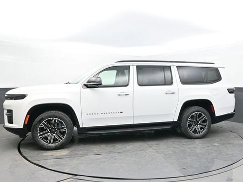 New 2026 Jeep Grand Wagoneer L 4WD image 2
