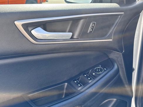 Used 2023 Ford Edge SEL w/ Convenience Package AWD/4WD image 10