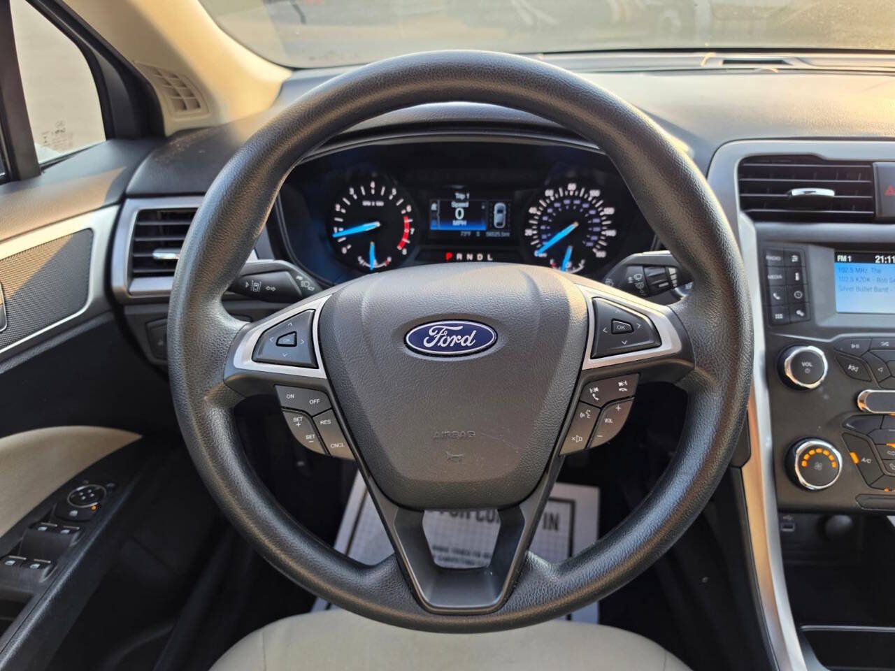 Used 2020 Ford Fusion S FWD image 18