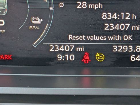 Used 2024 Audi Q4 e-tron Prestige w/ Black Optic Package image 20