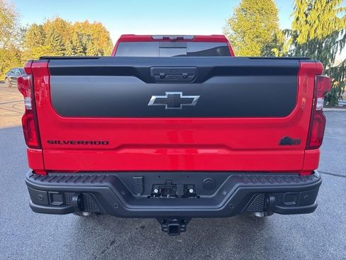 New 2026 Chevrolet Silverado 1500 ZR2 w/ ZR2 Bison Edition image 4