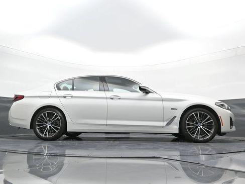 Used 2023 BMW 530e xDrive w/ Premium Package AWD/4WD image 29