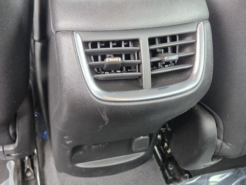 Used 2023 Chevrolet Malibu LT FWD image 15