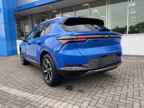 Used 2024 Chevrolet Equinox EV LT w/ LPO, Blackout Package image 3