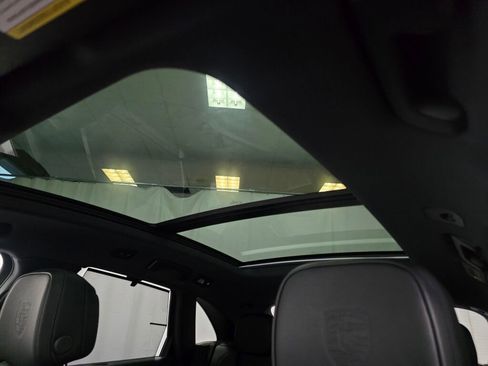 New 2026 Porsche Macan image 30