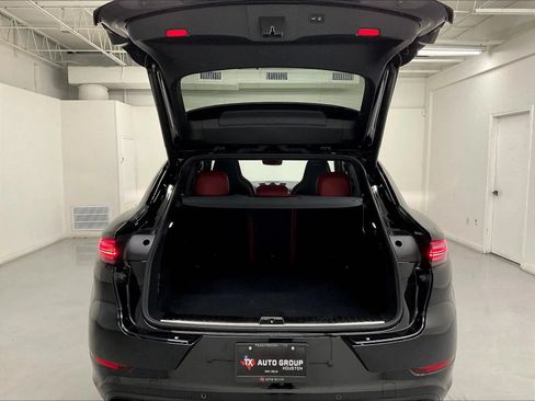 Used 2020 Porsche Cayenne Turbo AWD/4WD image 44