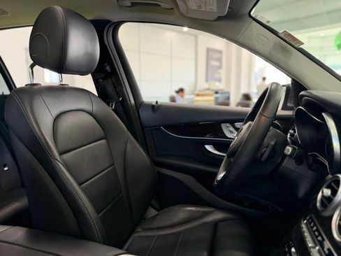 Used 2018 Mercedes-Benz GLC 300 4MATIC image 22