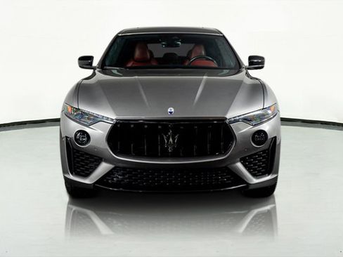 Used 2022 Maserati Levante Modena image 31