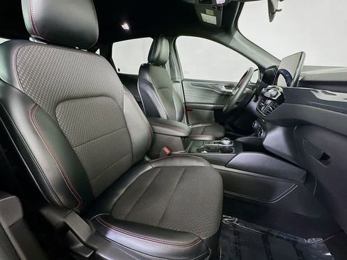 Certified 2023 Ford Escape ST-Line image 15